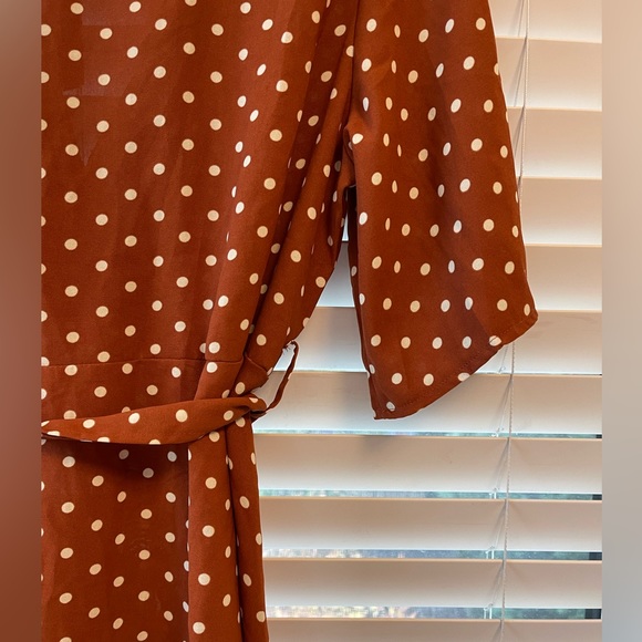 NEW Pretty Little Thing Burnt Orange Polka Dot Dress - Picture 7 of 8